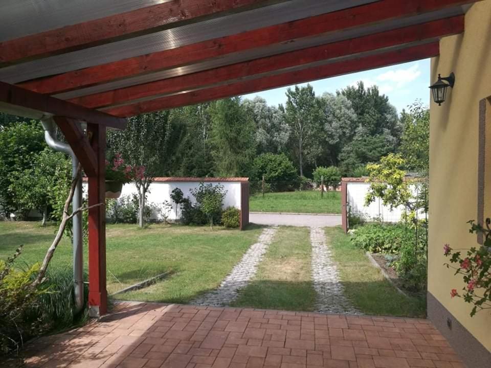 Ubytovani U Spacku Palava Novosedly  エクステリア 写真